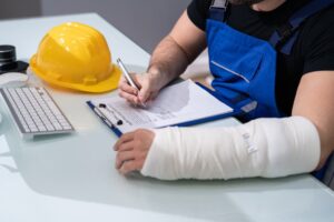 Worker Accident Insurance: Disability Compensation and Social Benefits 